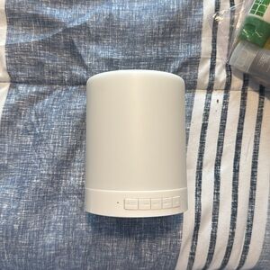 SMART LAMP W SPEAKER